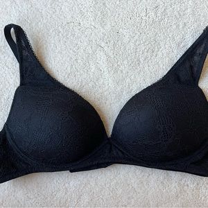 uniqlo shoe lift wireless lacy bra